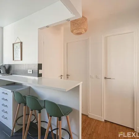 Flexliving - - Lowendal *